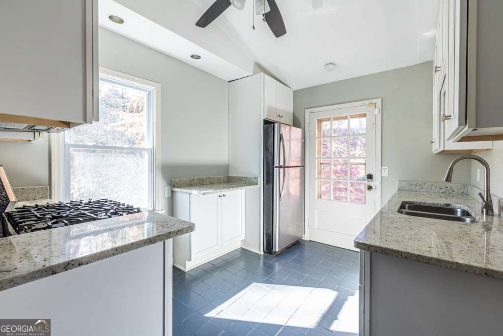 1570 Spring Lane Northwest, Unit B Atlanta, GA 30314 - Photo 14 of 26