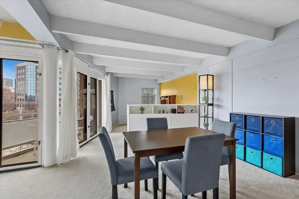 $149,999 | 1860 Sherman Avenue, Unit 4SW, Evanston, IL 60201