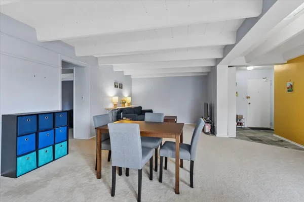 $149,999 | 1860 Sherman Avenue, Unit 4SW, Evanston, IL 60201