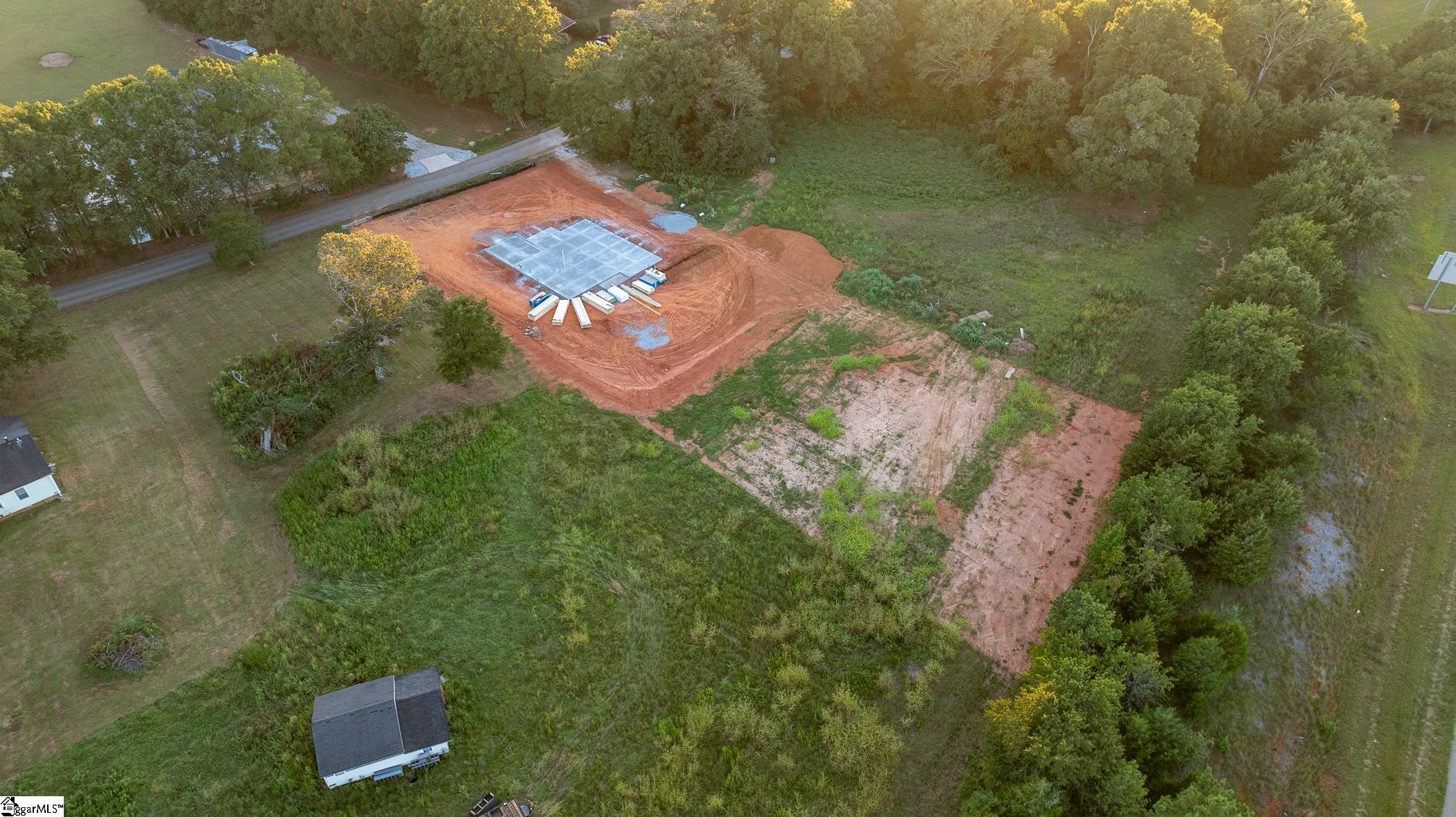 419 Griffin Road Piedmont, SC 29673 - Photo 5 of 25