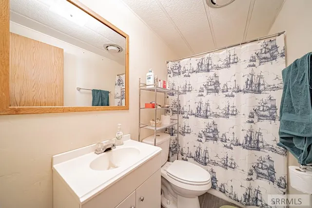 $95,000 | 2374 North Pinewood Drive, Idaho Falls, ID 83401