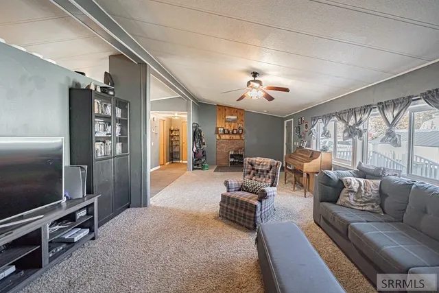 $95,000 | 2374 North Pinewood Drive, Idaho Falls, ID 83401