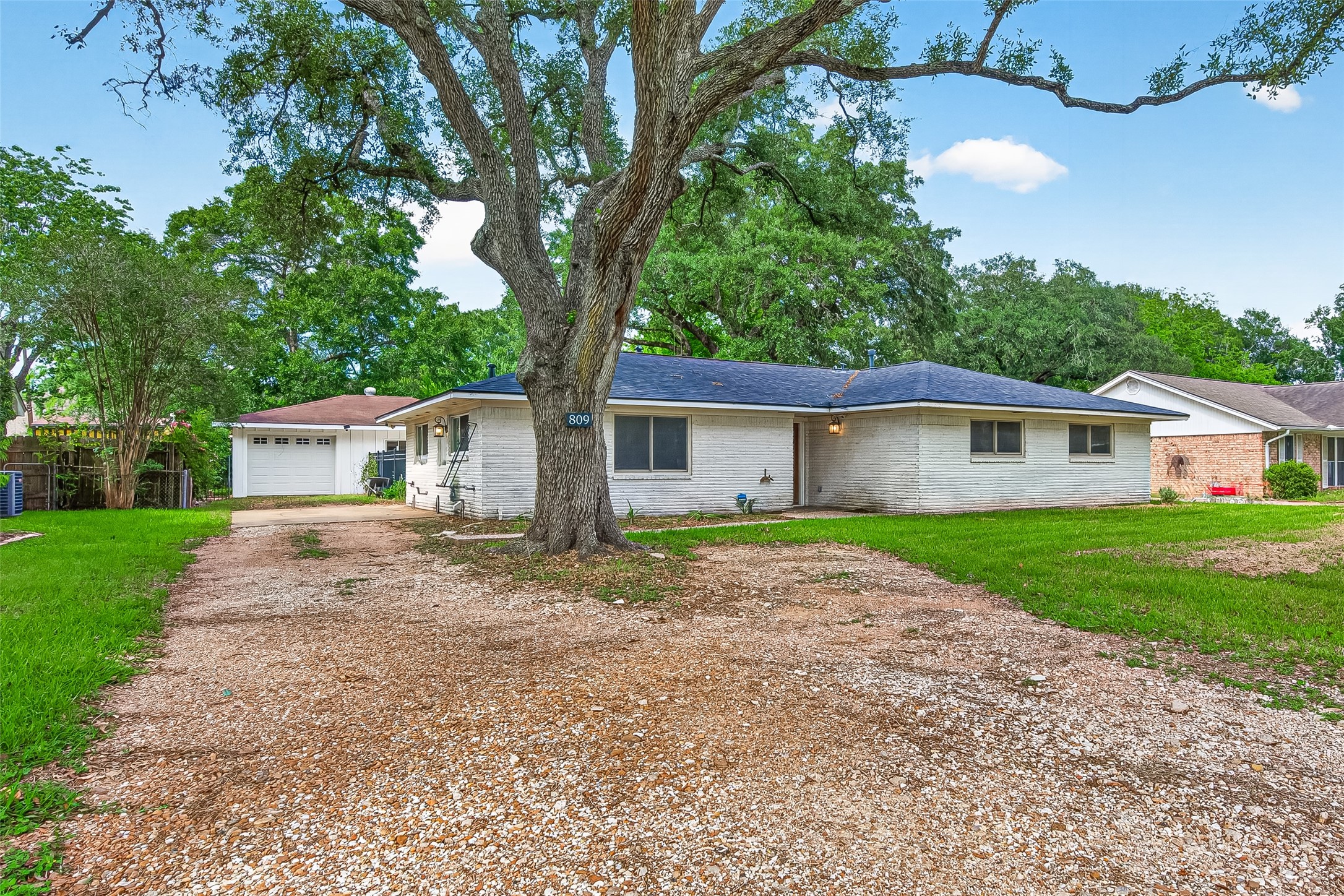 809 Bernard Avenue Rosenberg, TX 77471 - Photo 6 of 50