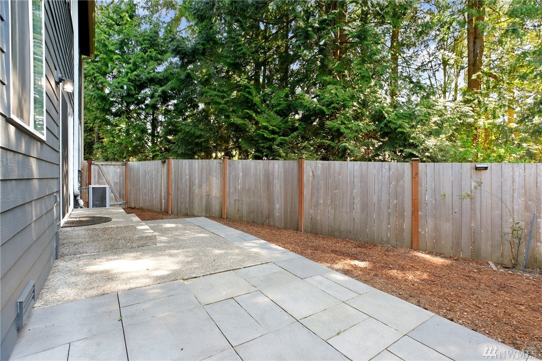 19819 3rd Avenue Southeast Bothell, WA 98012 - Photo 26 of 33
