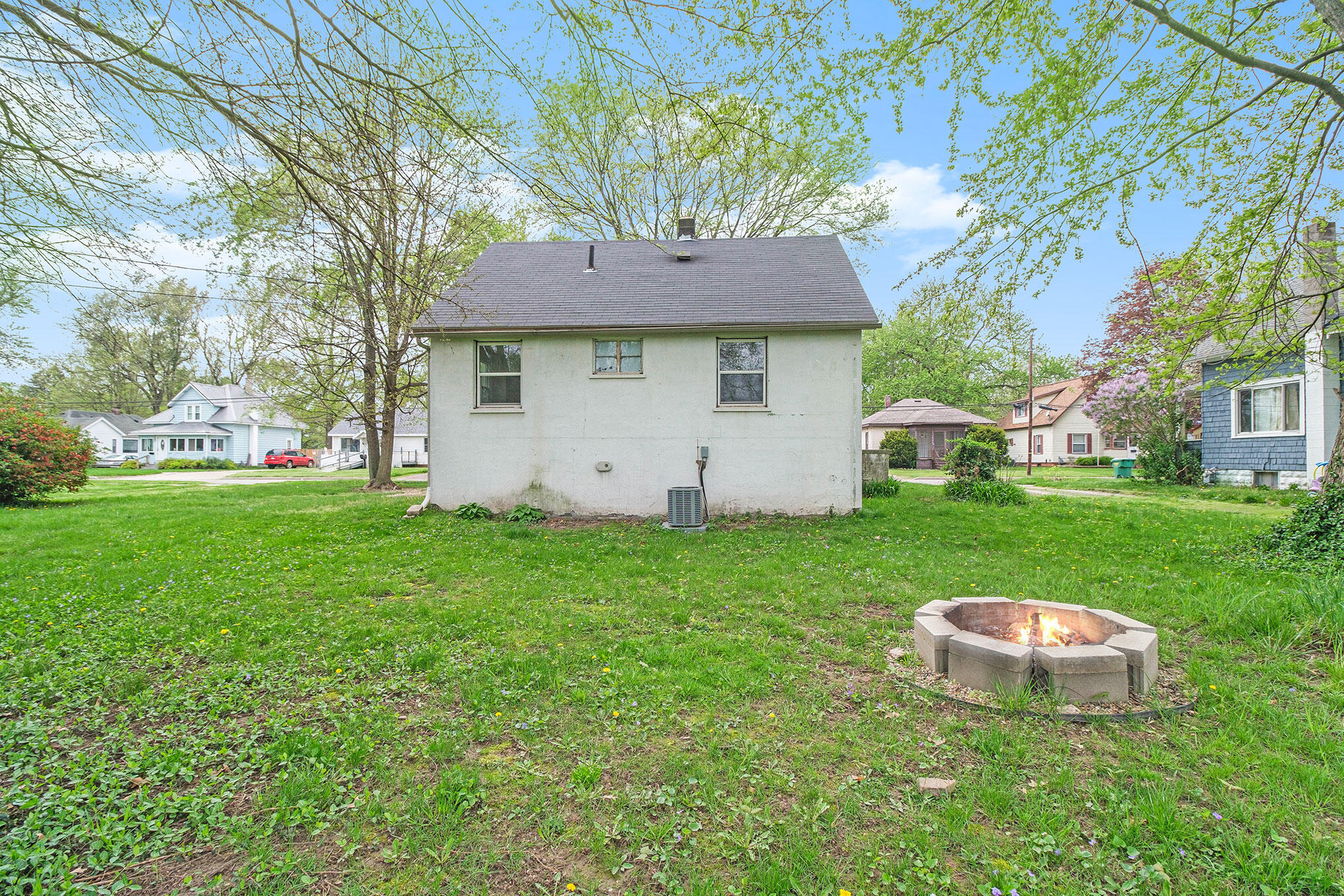 622 South Constantine Street Three Rivers, MI 49093 - Photo 4 of 20 DSCF6603