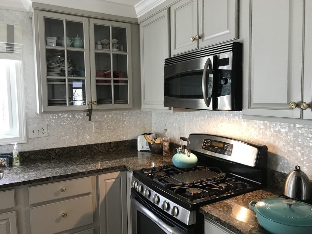 19 Robinette Road Stoughton, MA 02072 - Photo 6 of 28 Gallery Image 6