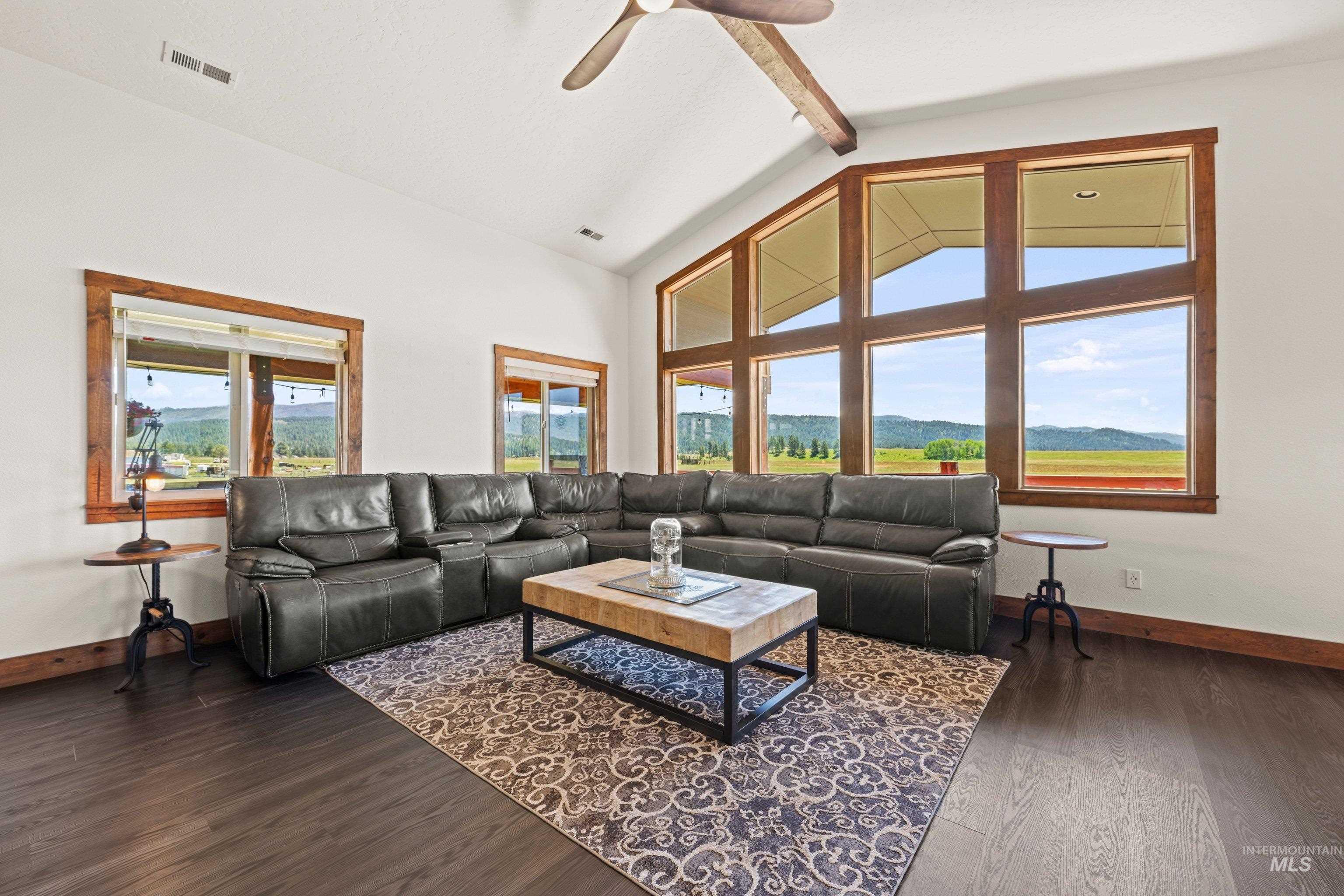 136 Goslin Loop Cascade, ID 83611 - Photo 16 of 50