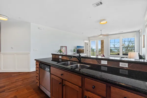 $350,000 | 6608 Lantern View Drive, Unit 102, Jonestown, TX 78645