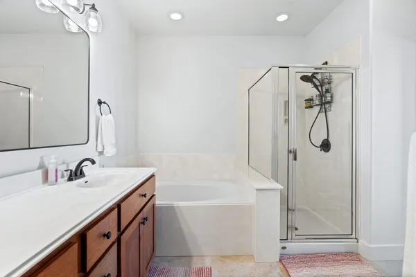 $350,000 | 6608 Lantern View Drive, Unit 102, Jonestown, TX 78645