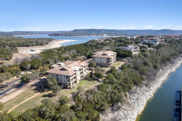 $350,000 | 6608 Lantern View Drive, Unit 102, Jonestown, TX 78645