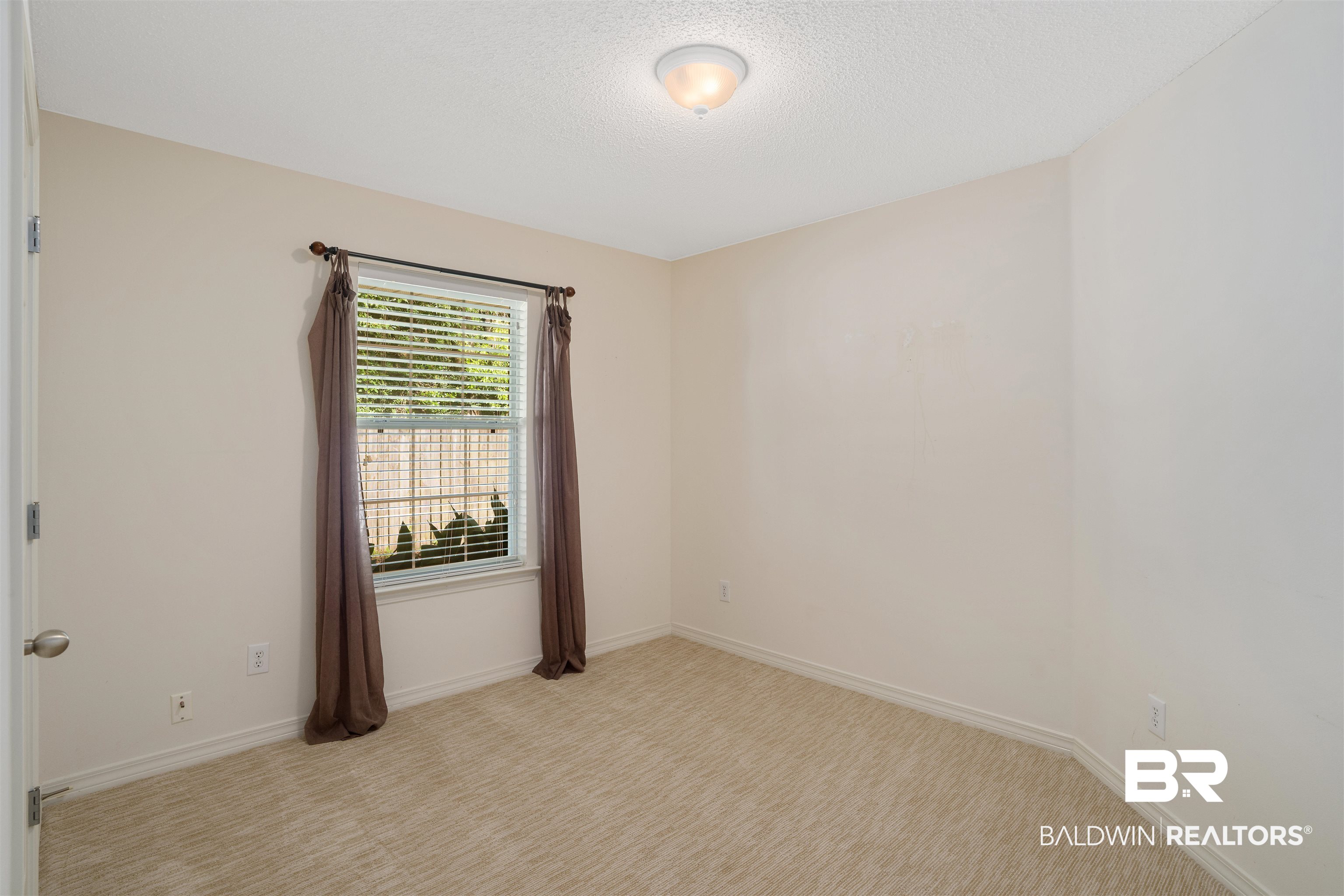 117 Davison Loop Fairhope, AL 36532 - Photo 12 of 24 Guest Bedroom 3
