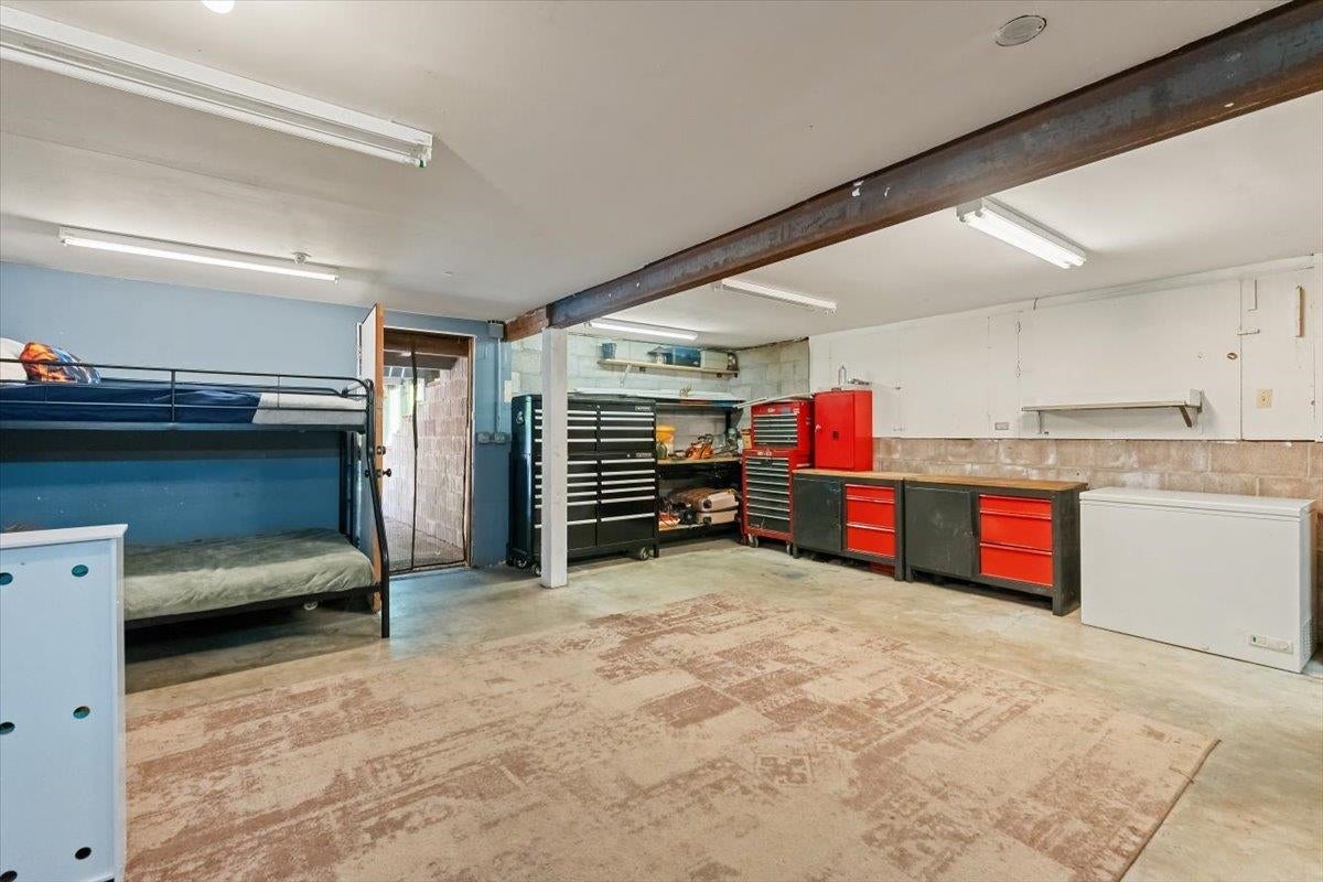 2209 Davis Place Road Mount Shasta, CA 96067 - Photo 21 of 29 Gallery Image 21