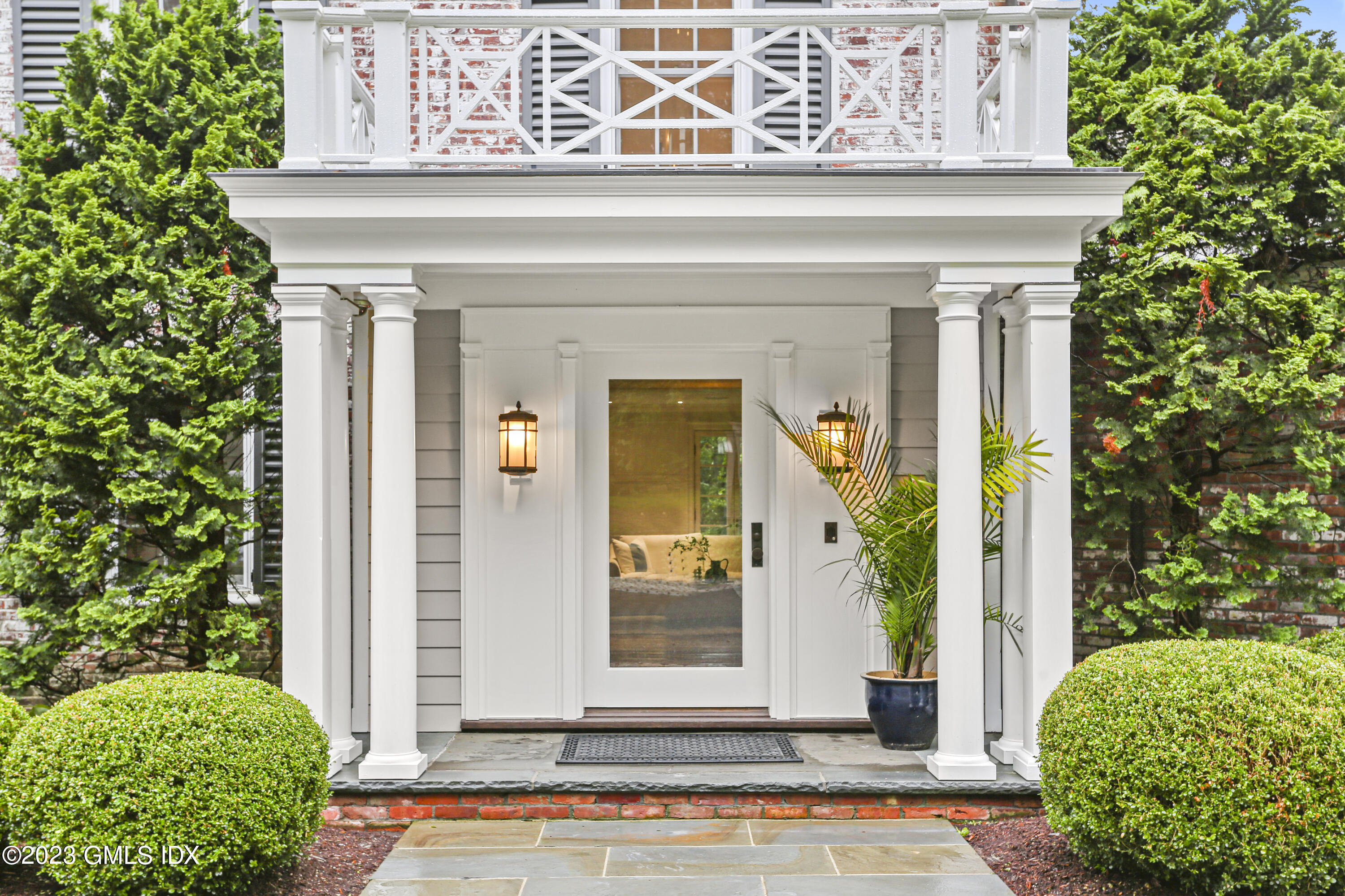 26 Memory Lane Greenwich, CT 06831 - Photo 3 of 43 a view of entrance