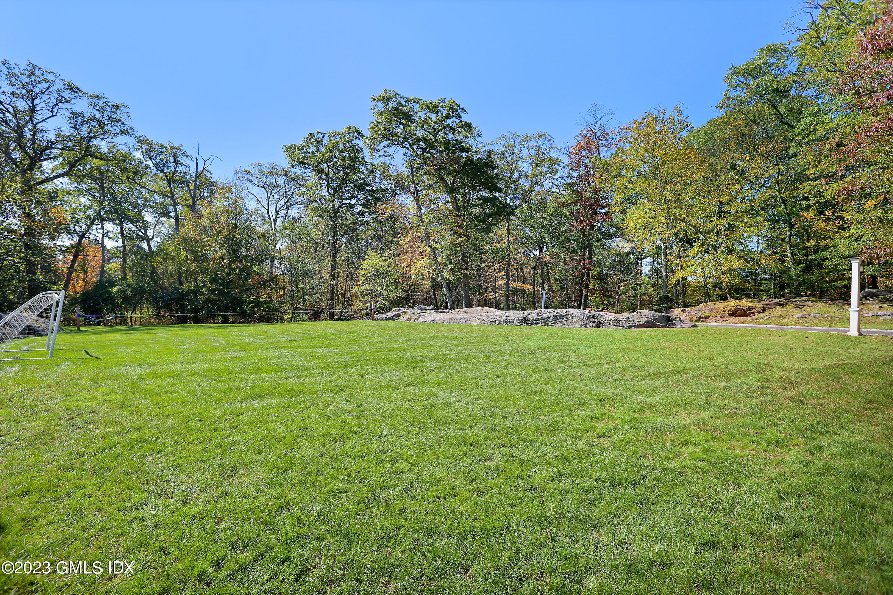 26 Memory Lane Greenwich, CT 06831 - Photo 32 of 43 a view of green field