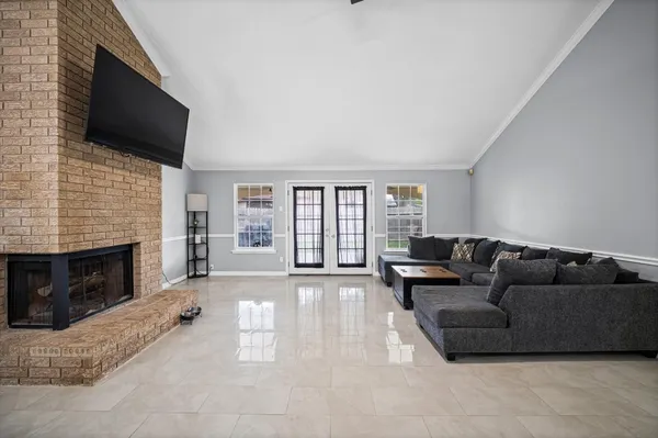 $2,300 | 1418 Pennygent Lane, Channelview, TX 77530