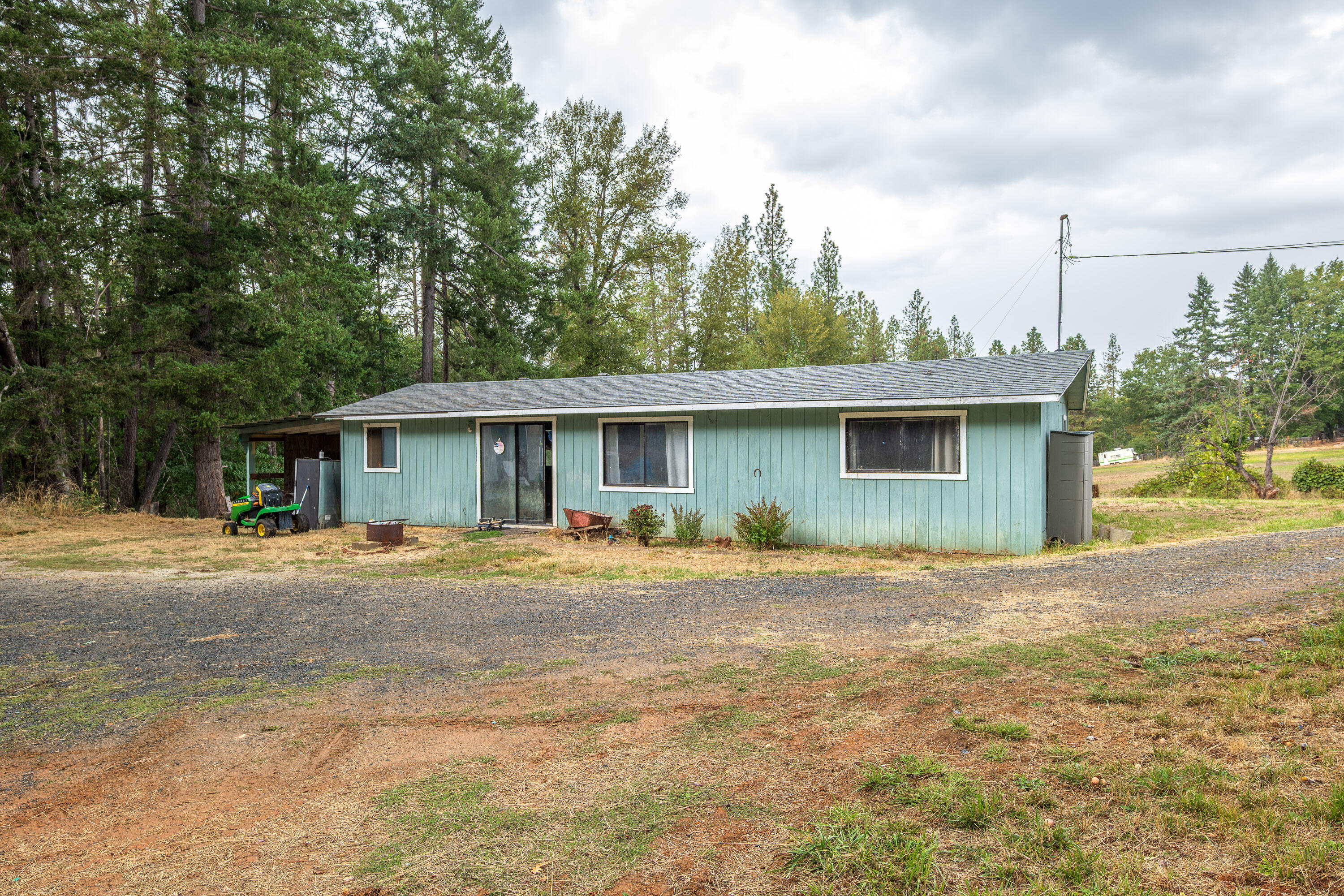 2424 Robinson Road Grants Pass, OR 97527 - Photo 25 of 44 Potential ADU