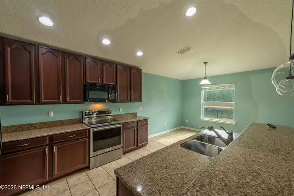 $2,150 | 4667 Pine Lake Drive, Middleburg, FL 32068