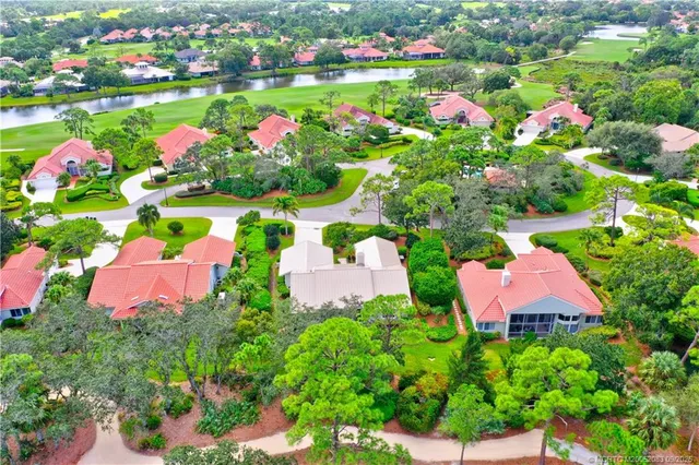 a view of a flower in a garden