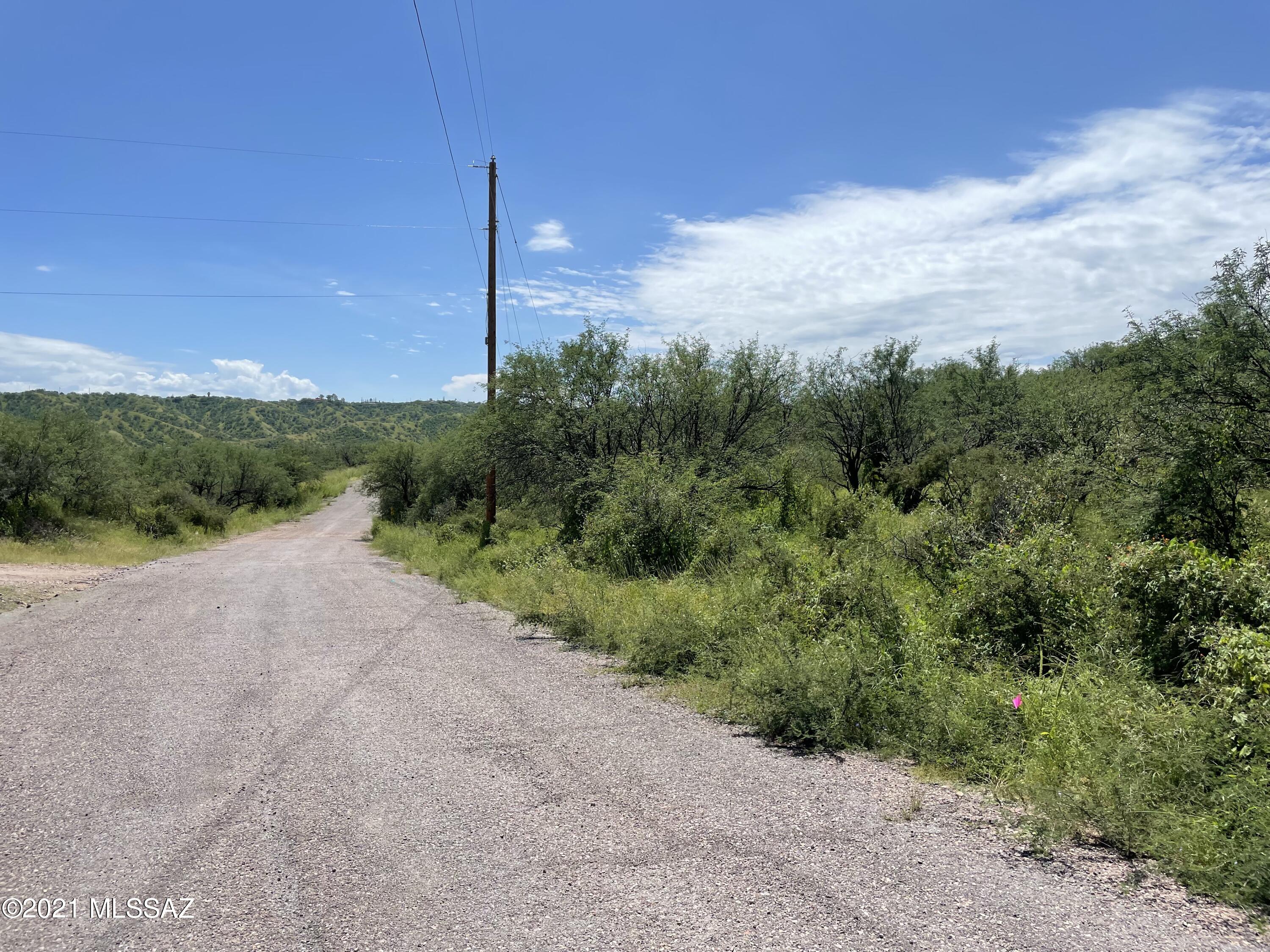 1142 Via Pulida, Unit 4 Rio Rico, AZ 85648 - Photo 2 of 4