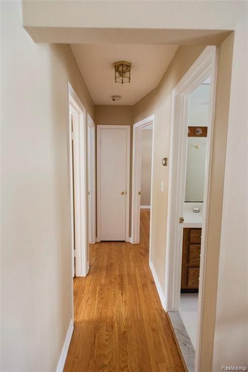 5117 Owen Road Linden, MI 48451 - Photo 9 of 20 GetMedia9.jpg