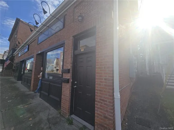 $1,200 | 83 East Main Street, Unit 83, Walden, NY 12586