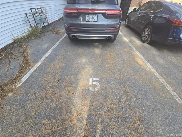 $1,200 | 83 East Main Street, Unit 83, Walden, NY 12586