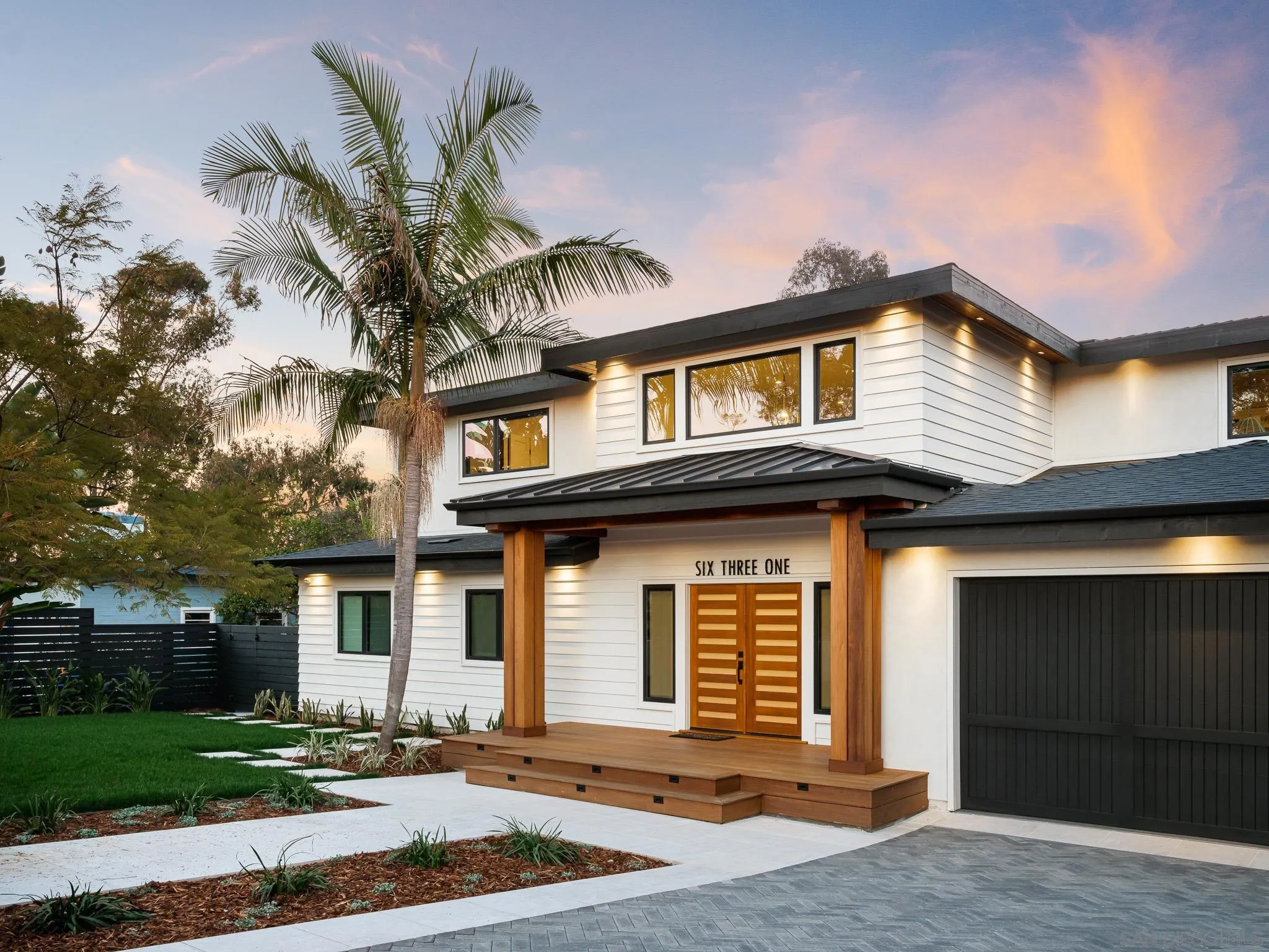 631 Stratford Drive Encinitas, CA 92024 - Photo 1 of 52 a front view of a house