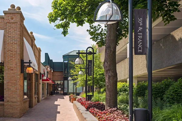 $3,495,000 | 5232 Brookview Avenue, Edina, MN 55424