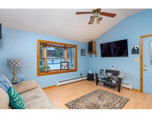 90 Ashtead Road Bridgewater, MA 02324 - Photo 9 of 23 Gallery Image 9