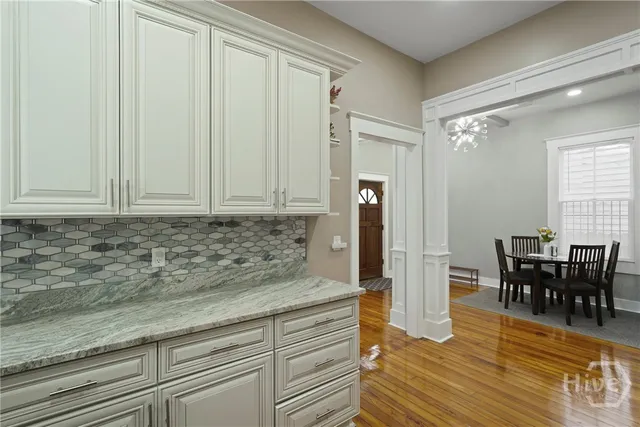 $3,200 | 306 West 42nd Street, Savannah, GA 31401