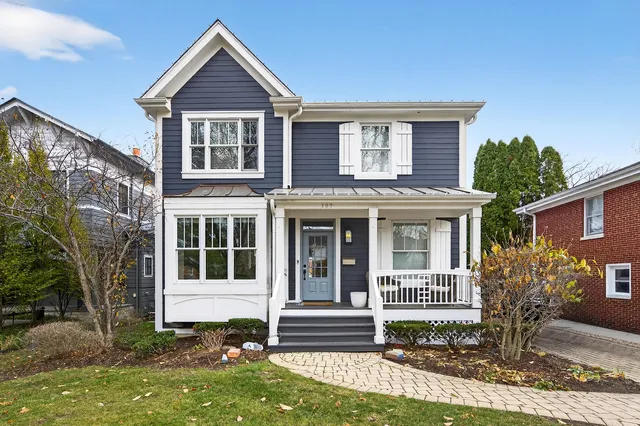$1,299,000 | 107 South Prospect Avenue, Clarendon Hills, IL 60514