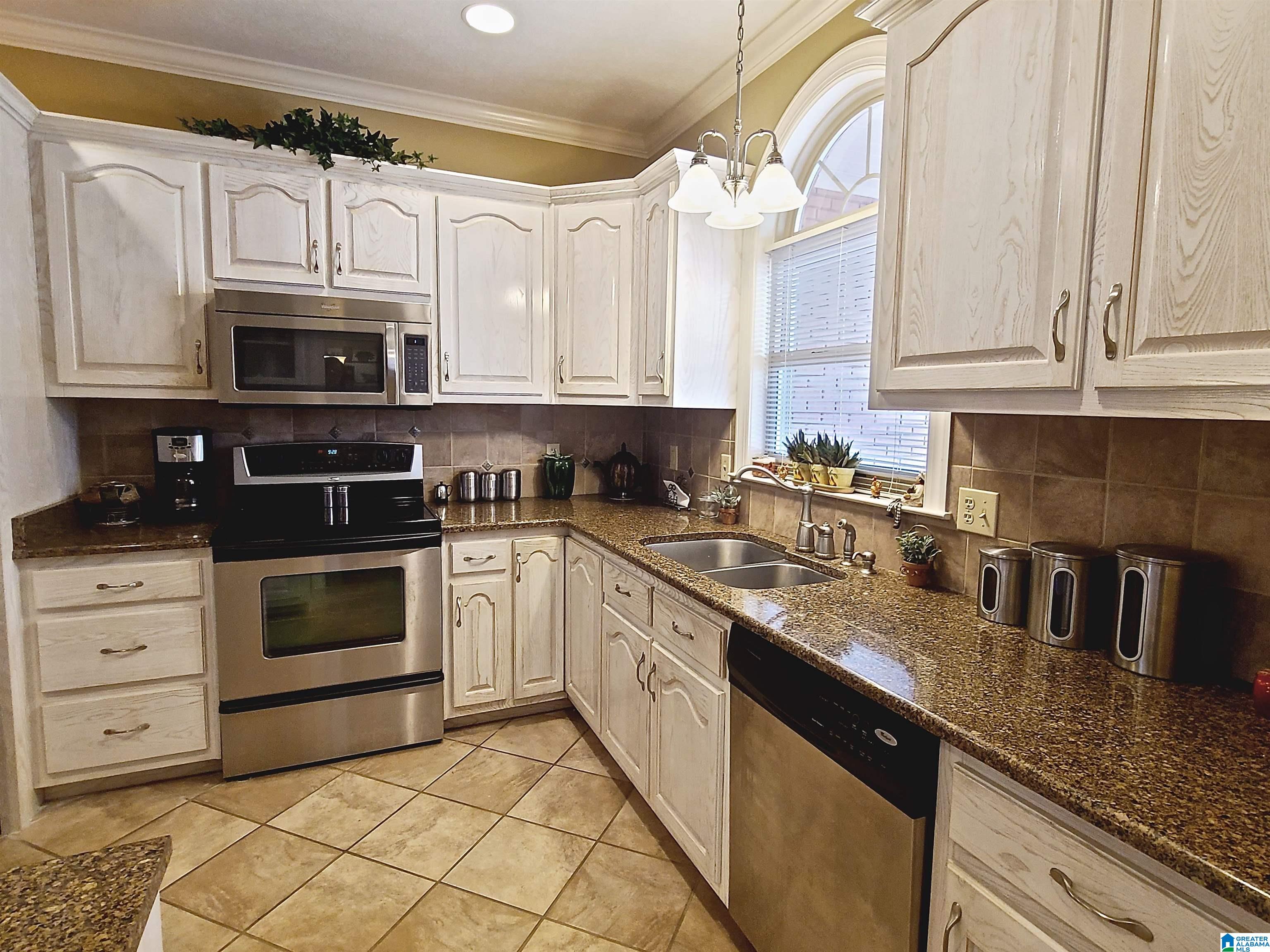 809 Golf Drive Clanton, AL 35045 - Photo 8 of 33