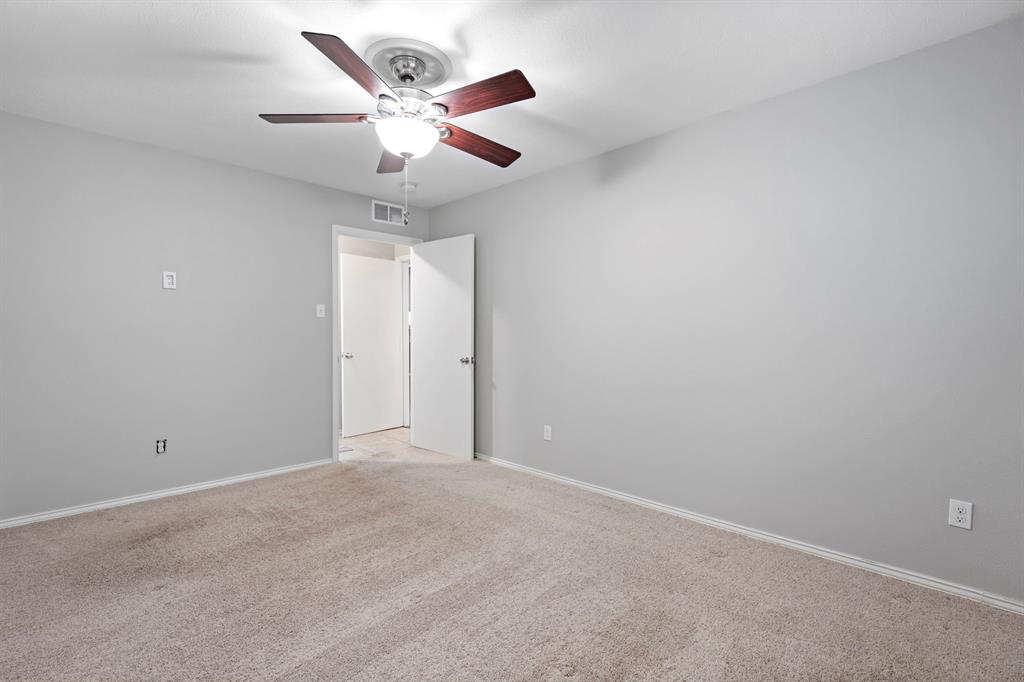 7707 La Risa Drive Dallas, TX 75248 - Photo 33 of 40