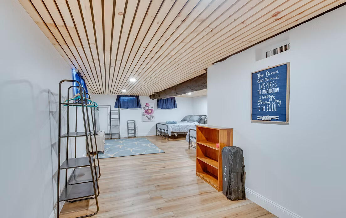 268 Atlantic Avenue Wells, ME 04090 - Photo 16 of 35 Bedroom