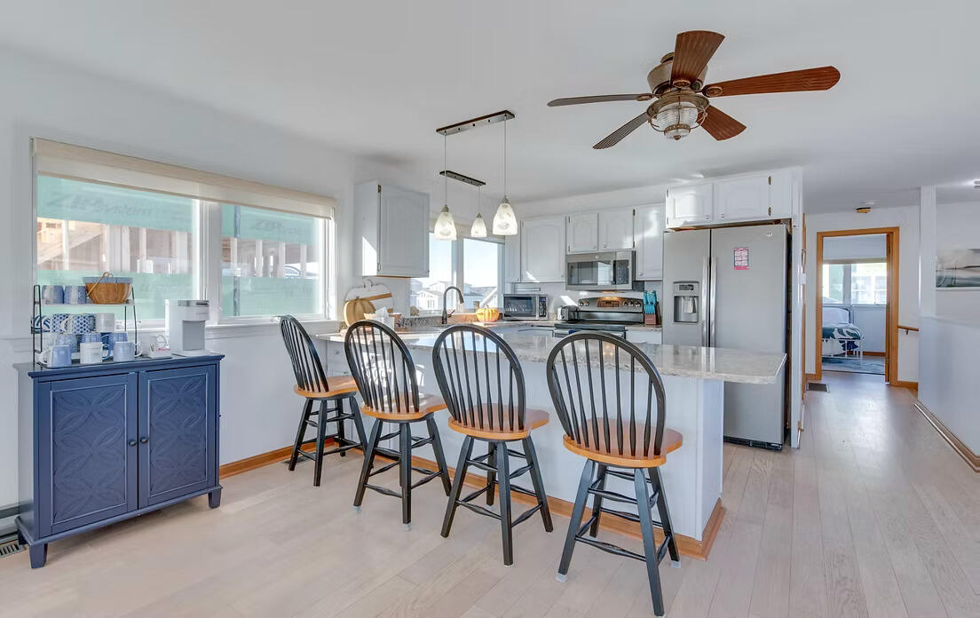 268 Atlantic Avenue Wells, ME 04090 - Photo 8 of 35 Dining Room/Kitchen