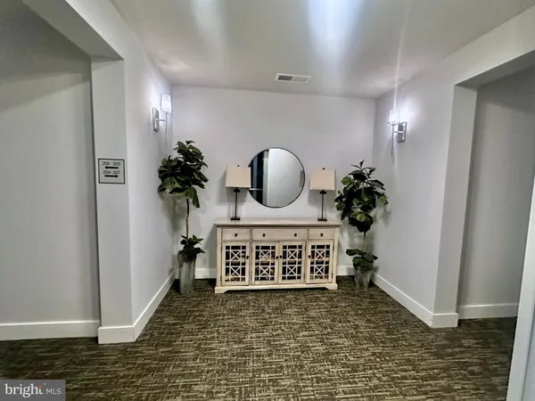 $499,900 | 43095 Wynridge Drive, Unit 205, Broadlands, VA 20148