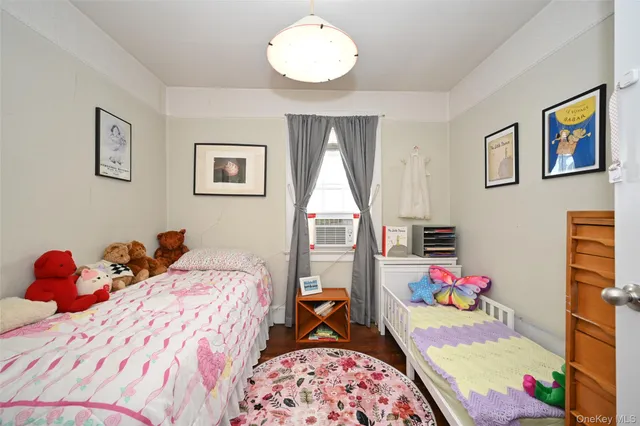 $878,000 | 219 Floral Boulevard, Floral Park, NY 11001