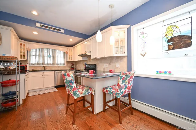 $878,000 | 219 Floral Boulevard, Floral Park, NY 11001