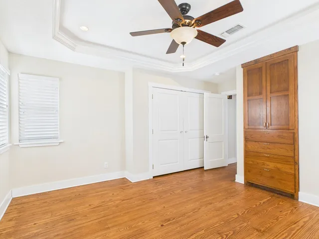 $1,800 | 411 West College Street, Fredericksburg, TX 78624