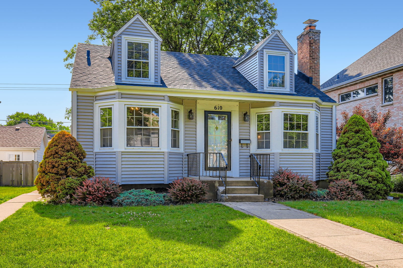 610 South Knight Avenue Park Ridge, IL 60068 - Photo 1 of 27 Gallery Image 1