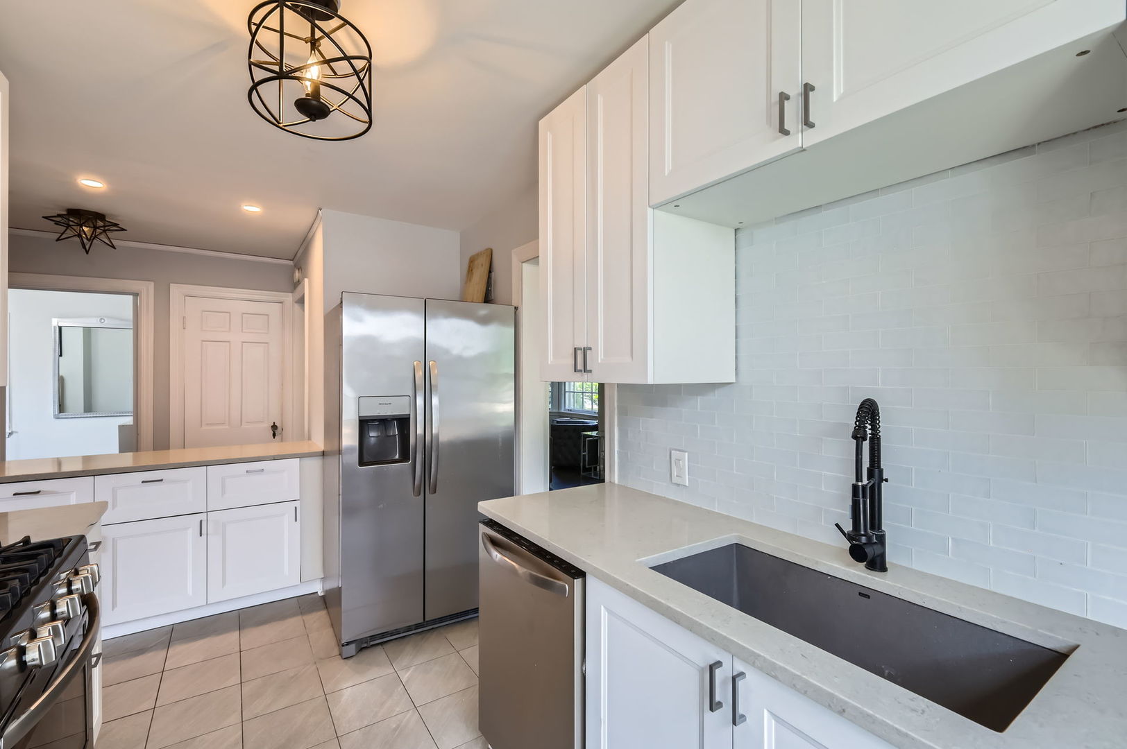 610 South Knight Avenue Park Ridge, IL 60068 - Photo 11 of 27 Gallery Image 11