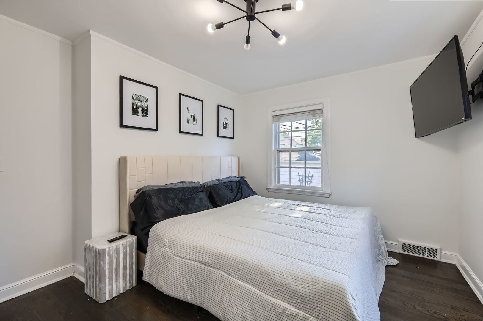 610 South Knight Avenue Park Ridge, IL 60068 - Photo 14 of 27 Gallery Image 14