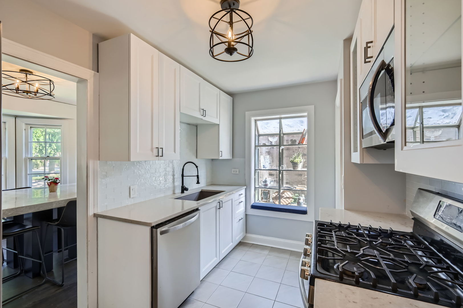 610 South Knight Avenue Park Ridge, IL 60068 - Photo 10 of 27 Gallery Image 10