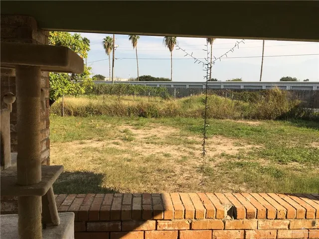 $1,400 | 5708 North Broadway Street, McAllen, TX 78504