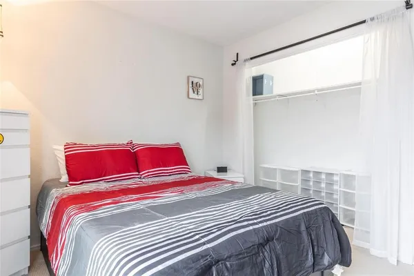 $1,850 | 5881 Preston View Boulevard, Unit 215, Dallas, TX 75240