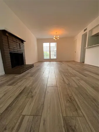 $1,850 | 5881 Preston View Boulevard, Unit 215, Dallas, TX 75240