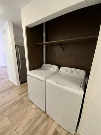 $1,850 | 5881 Preston View Boulevard, Unit 215, Dallas, TX 75240