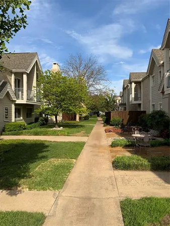 $1,850 | 5881 Preston View Boulevard, Unit 215, Dallas, TX 75240