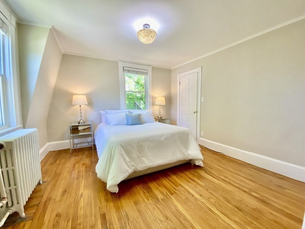 12 Walnut Street Needham, MA 02492 - Photo 14 of 32