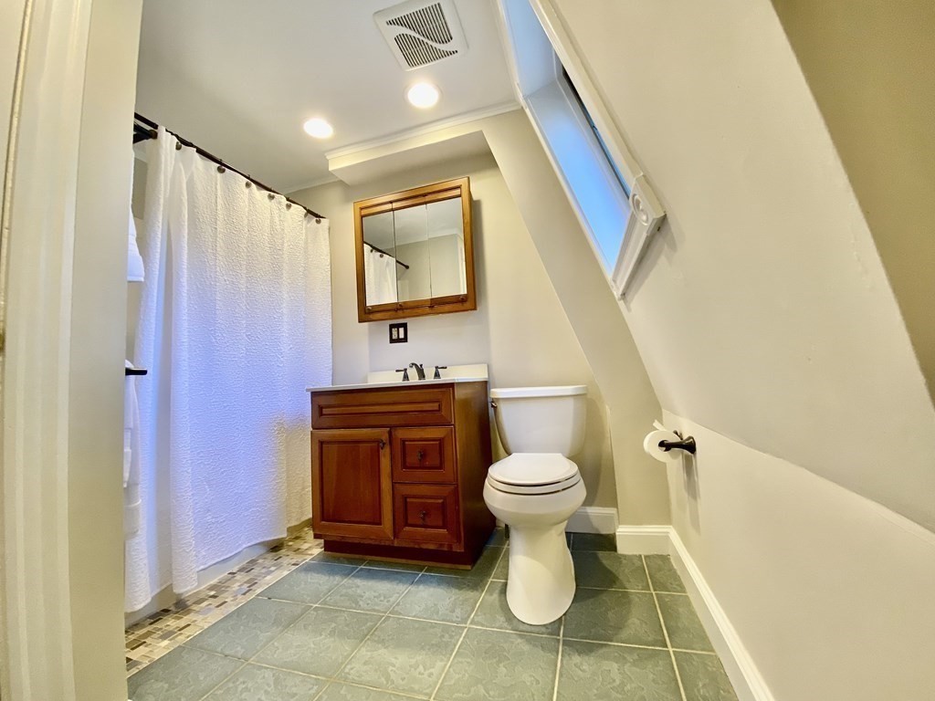 12 Walnut Street Needham, MA 02492 - Photo 20 of 32